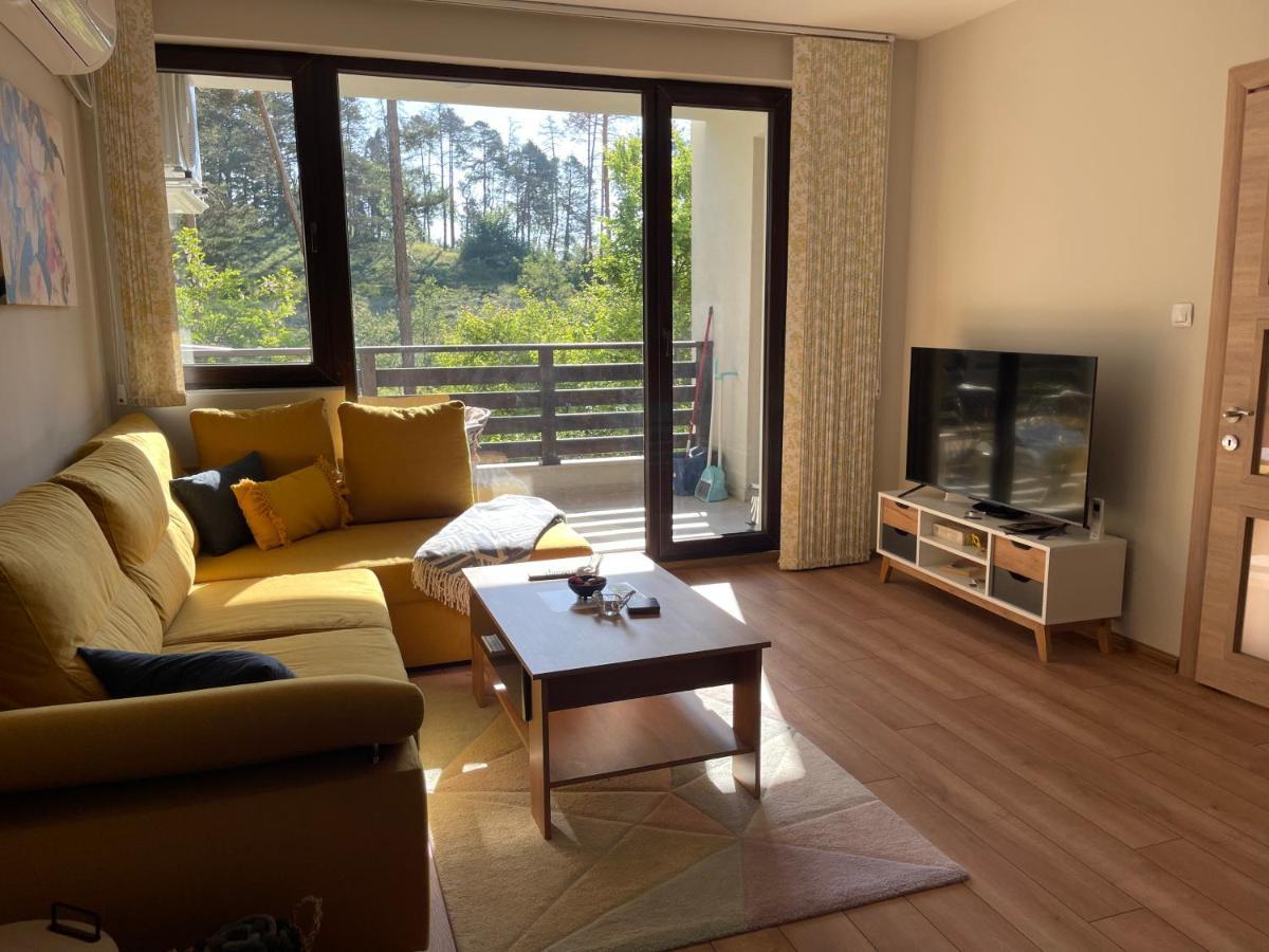 Nikol 2 Deluxe Apartment เวลินกราด ภายนอก รูปภาพ